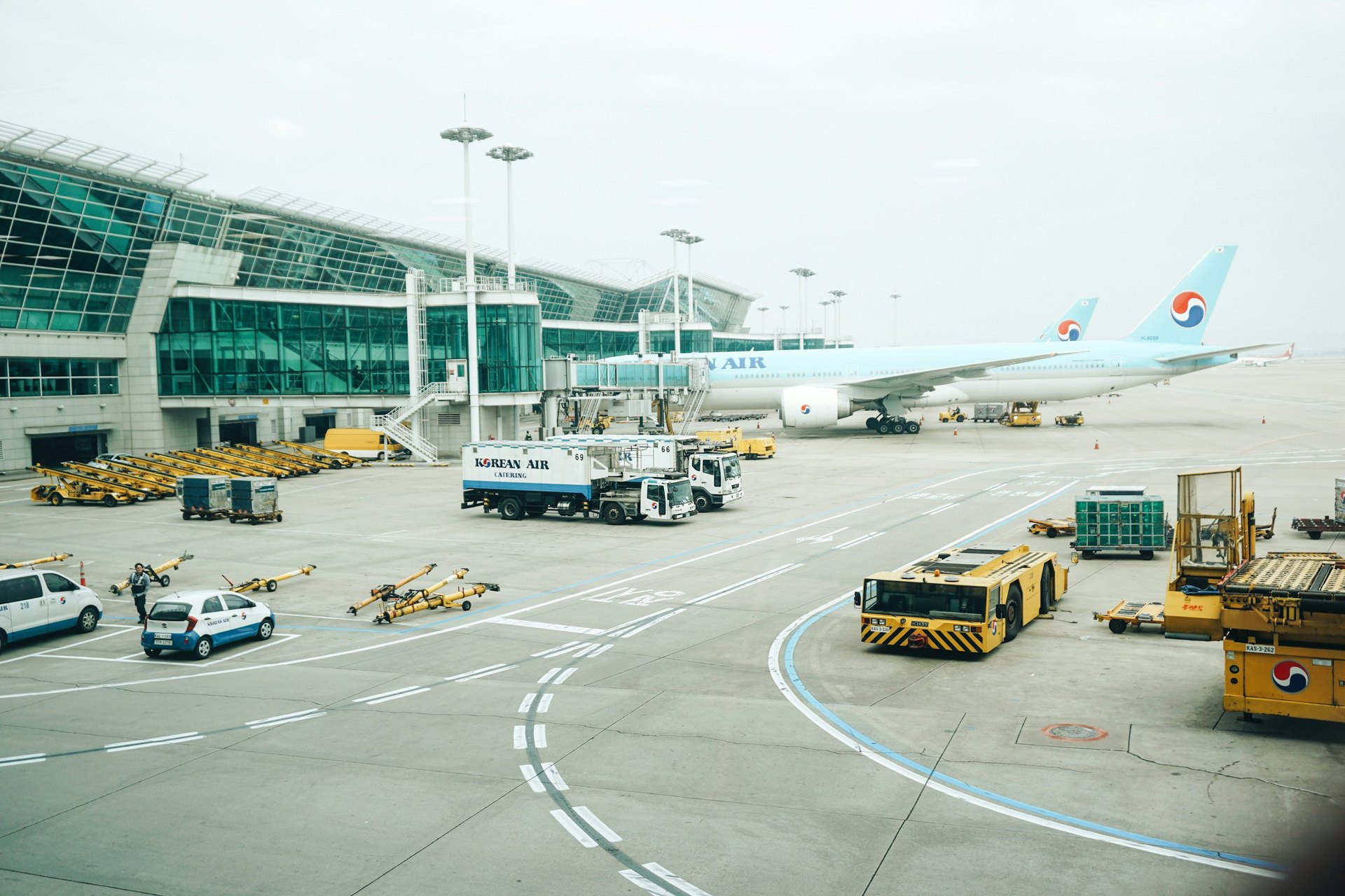 Contemporary Seoul travel photograph for How Early to Arrive at Incheon Airport for an International Flight