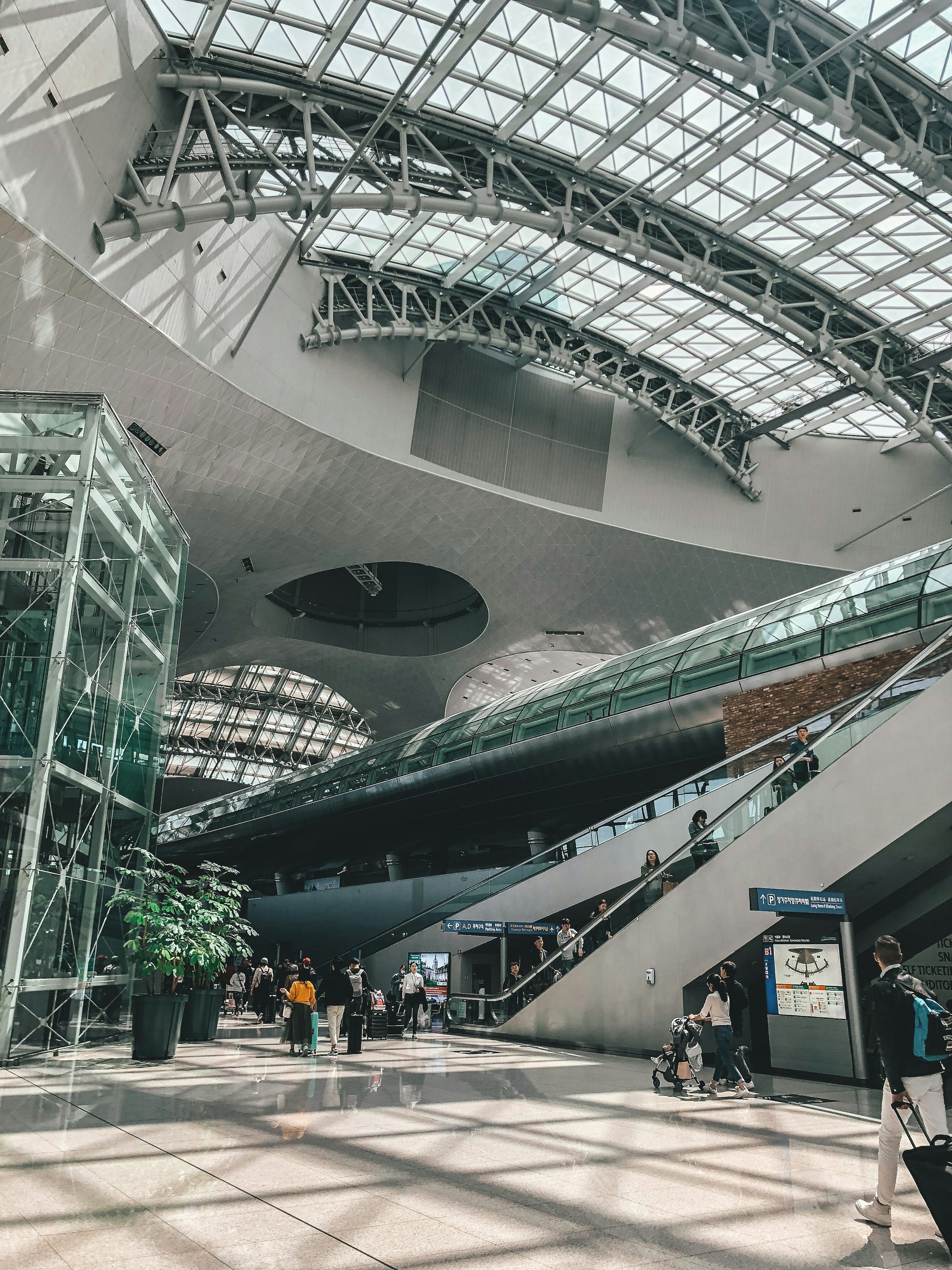 Contemporary Seoul travel photograph for Incheon Airport Terminal 1 vs. Terminal 2: Transfers, Meeting Points, and Arrival Planning