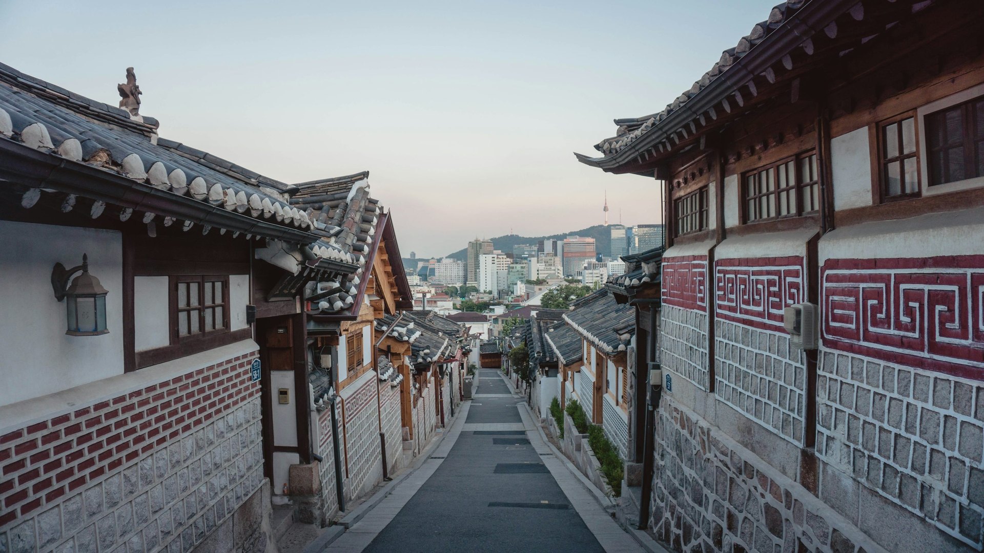 Contemporary Seoul travel photograph for Seoul Itinerary Planner Checklist: What to Book Before You Arrive