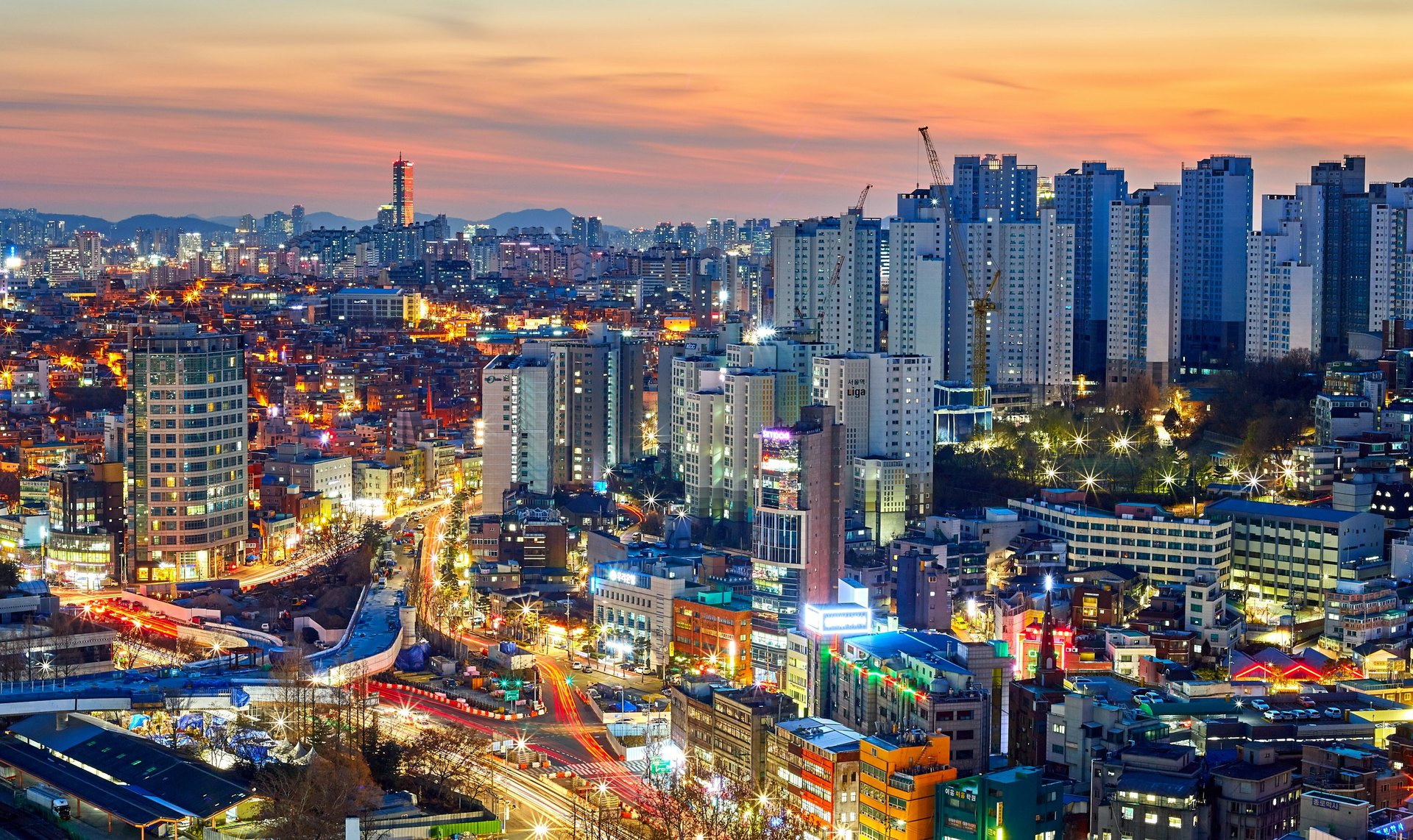 Contemporary Seoul travel photograph for Seoul Weekend Itinerary: Friday Night to Sunday Afternoon