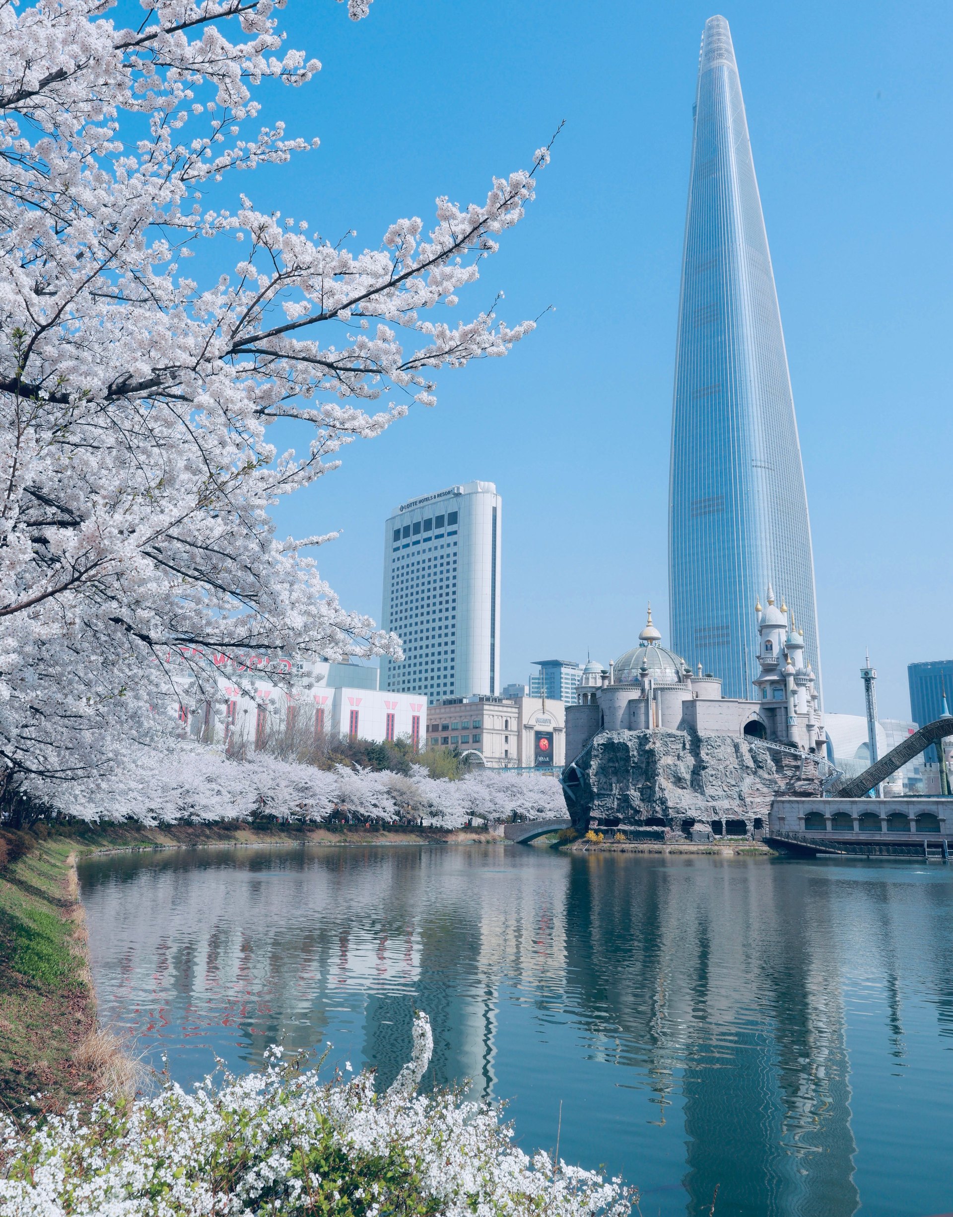 Contemporary Seoul travel photograph for 2-Day Seoul Itinerary for a First Visit: Essential Neighborhoods and Realistic Timing